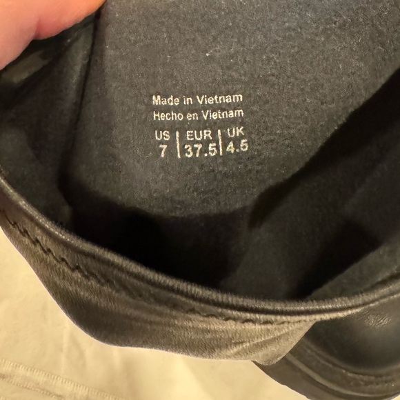 Over the knee boots - Picture 2 of 2